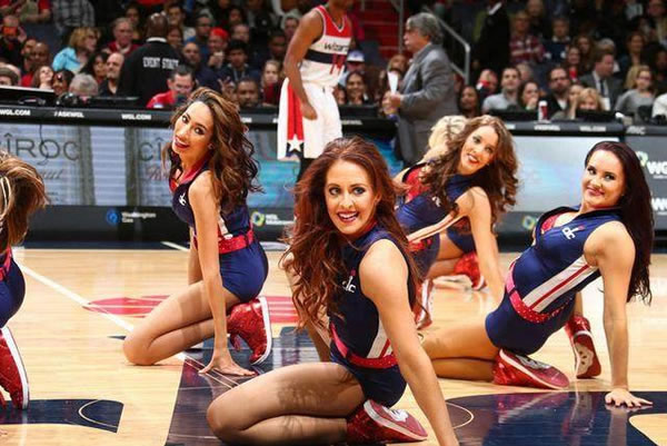 新外援！官方：武汉三镇签下28岁前喀麦隆国脚姆布里·亚姆卡姆